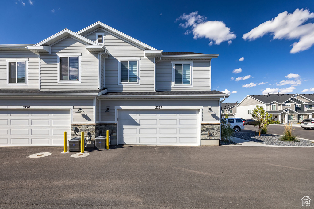 Photo 4 for MLS #2117446 at 2237 S 1150 West #39