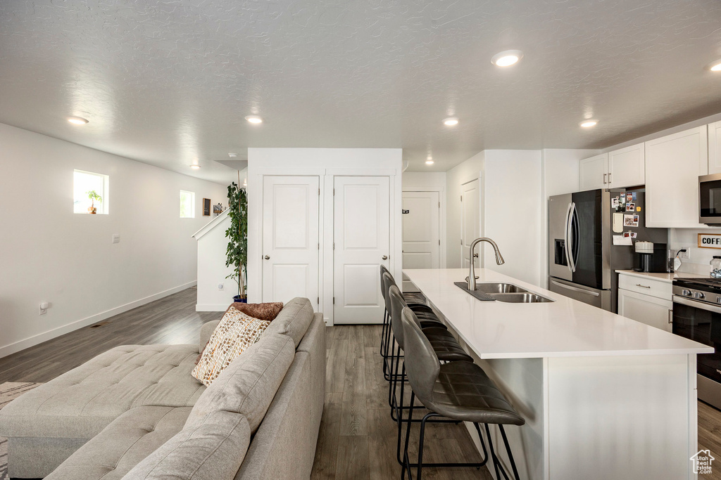 Photo 6 for MLS #2117456 at 1046 E Jack Dr