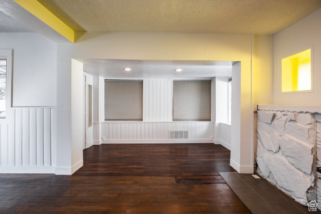 Photo 11 for MLS #2117464 at 1051 S Denver St