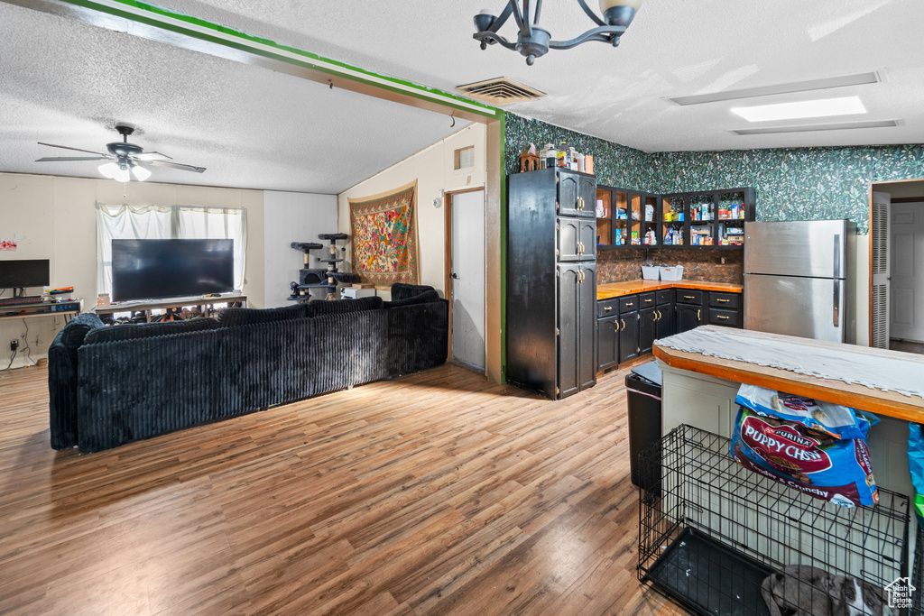 Photo 6 for MLS #2117467 at 1450 N Washington Blvd #140