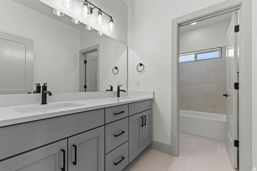 562 W COYOTE RIDGE RD Grantsville, UT 84029