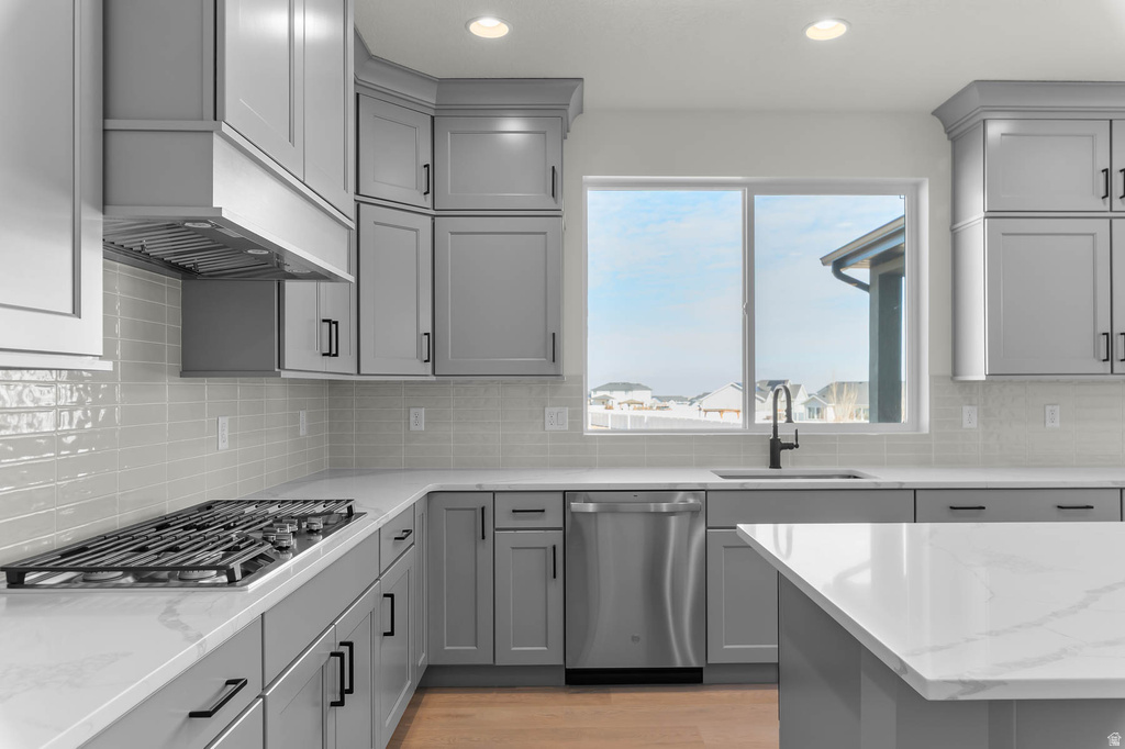 562 W COYOTE RIDGE RD Grantsville, UT 84029