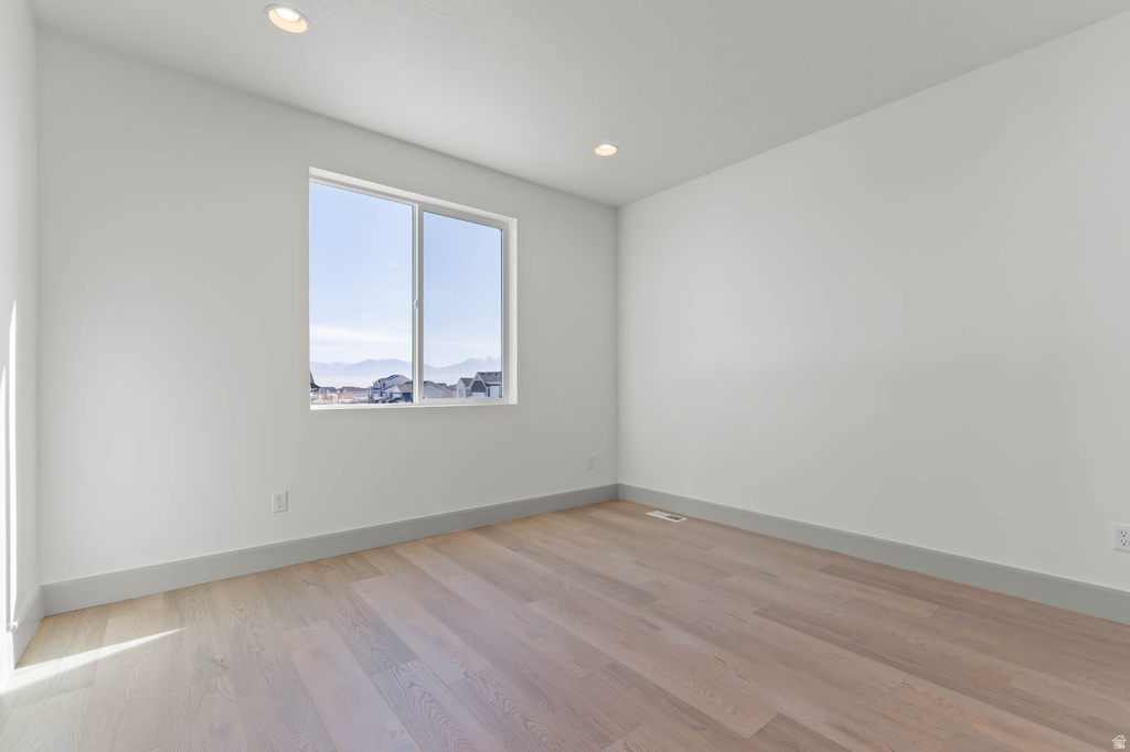 562 W COYOTE RIDGE RD Grantsville, UT 84029