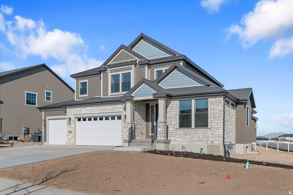 562 W COYOTE RIDGE RD Grantsville, UT 84029