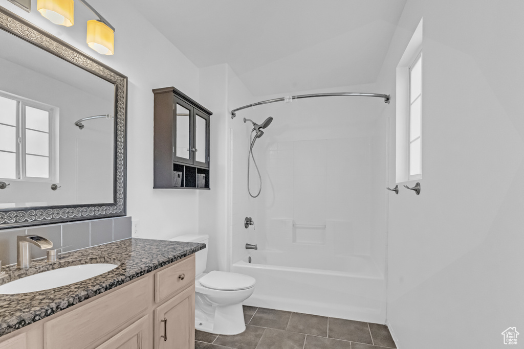 Photo 18 for MLS #2117474 at 11880 S Landou Dr