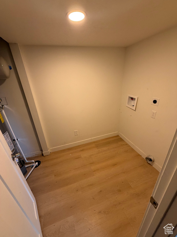 Photo 20 for MLS #2117476 at 2016 W Hewwood Cir