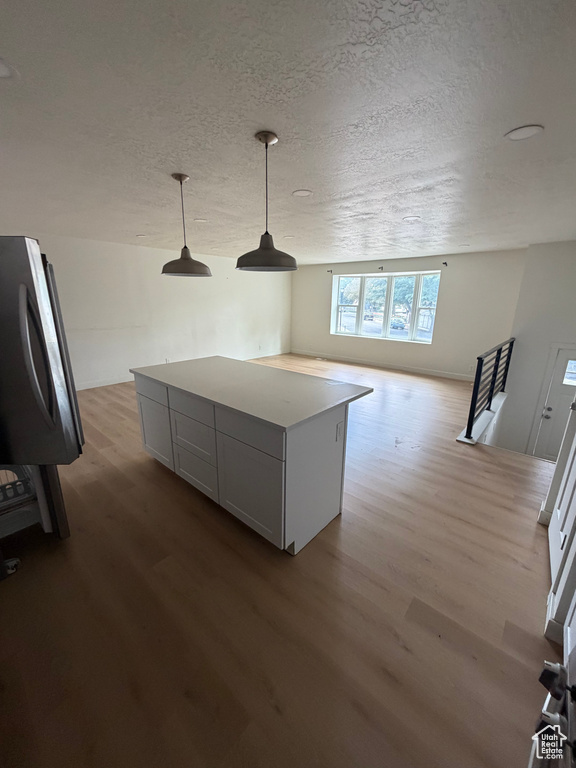 Photo 8 for MLS #2117476 at 2016 W Hewwood Cir