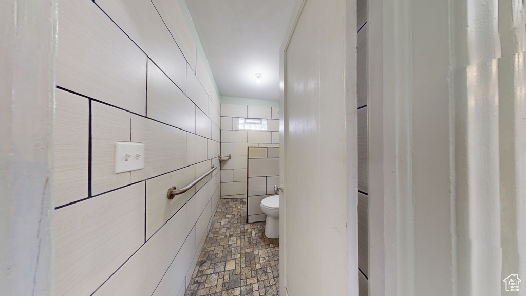 Photo 7 for MLS #2117479 at 496 E Main St