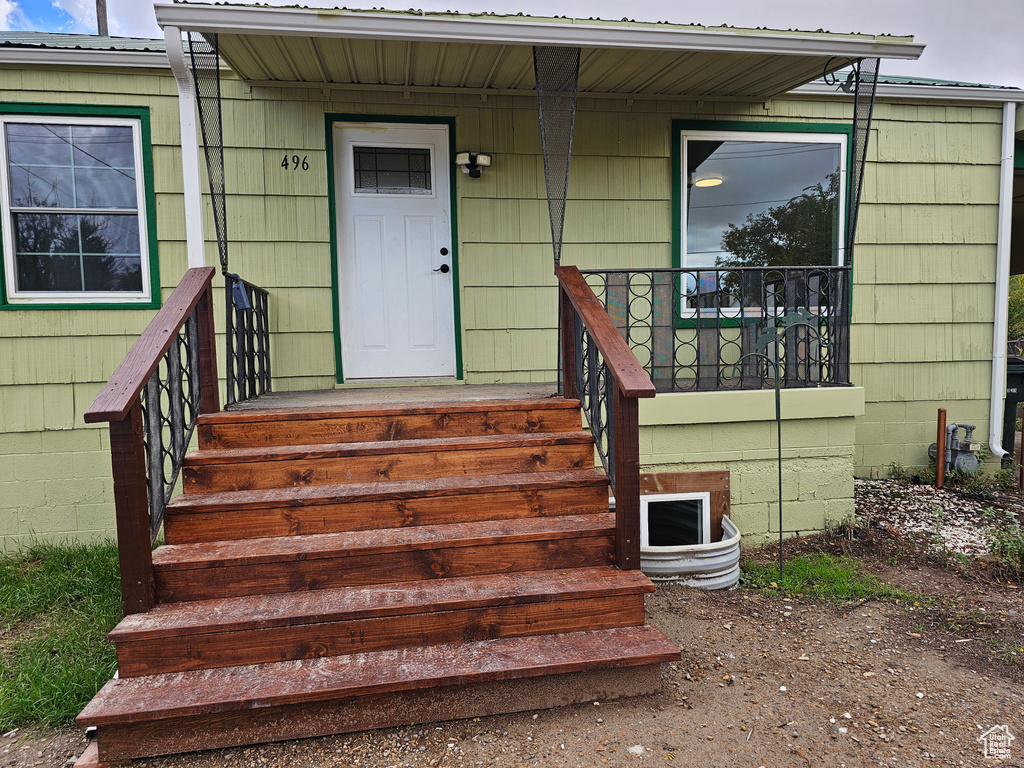 Photo 2 for MLS #2117479 at 496 E Main St