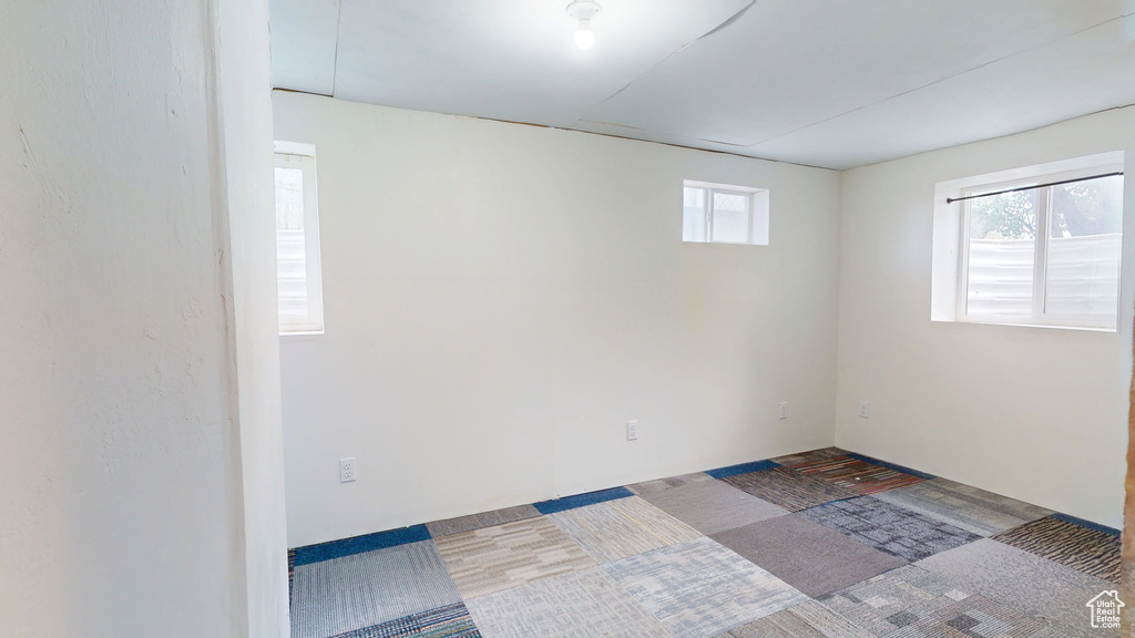 Photo 23 for MLS #2117479 at 496 E Main St