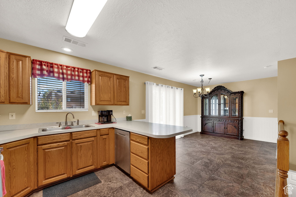 Photo 7 for MLS #2117487 at 135 S 1525 West