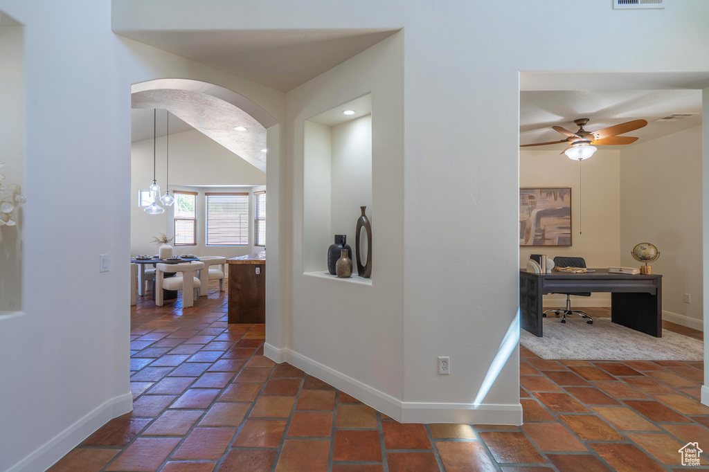 Photo 11 for MLS #2117491 at 1007 N Mountainside Ave