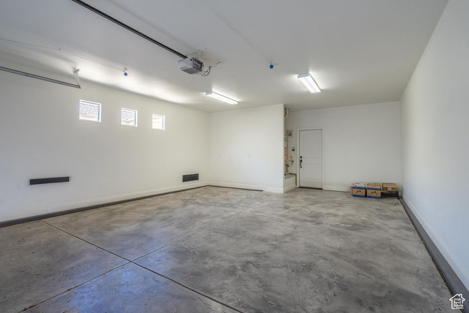 Photo 60 for MLS #2117491 at 1007 N Mountainside Ave