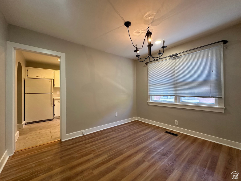 Photo 7 for MLS #2117498 at 828 E Logan Ave