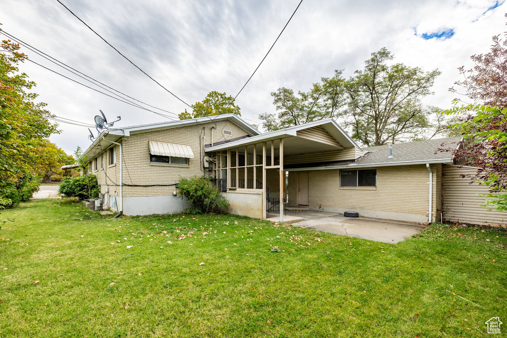 Photo 3 for MLS #2117499 at 5643 S 2200 West