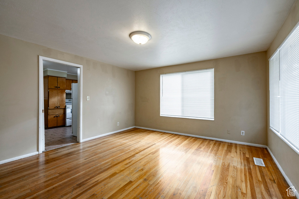 Photo 15 for MLS #2117499 at 5643 S 2200 West