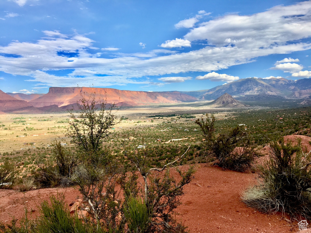 66 W BAILEY LN Castle Valley, UT 84532