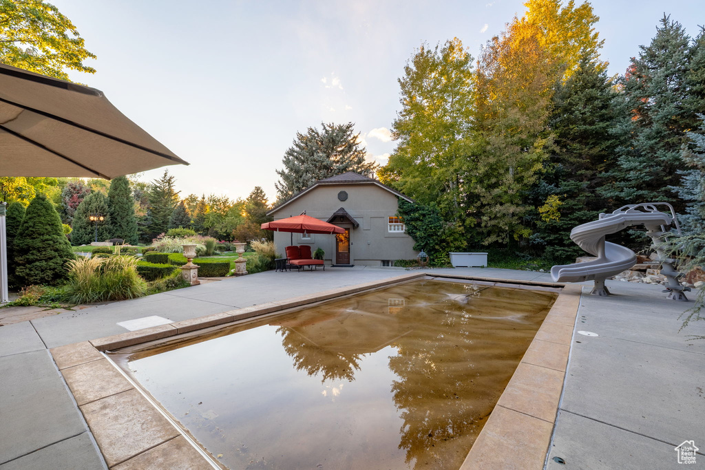 Photo 7 for MLS #2117501 at 2238 E Cottonwood Cove Ln