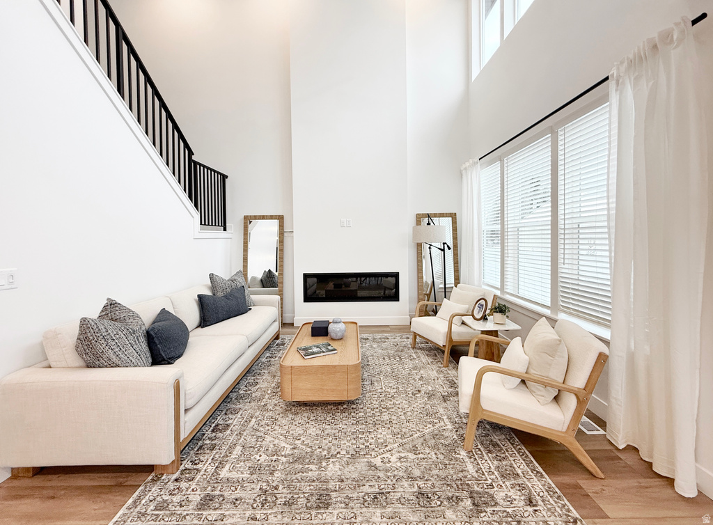 272 E VAUGHN LN #17 Midvale, UT 84047