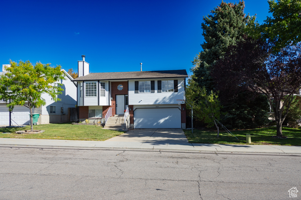 Photo 2 for MLS #2117517 at 6839 S Cyclamen Dr