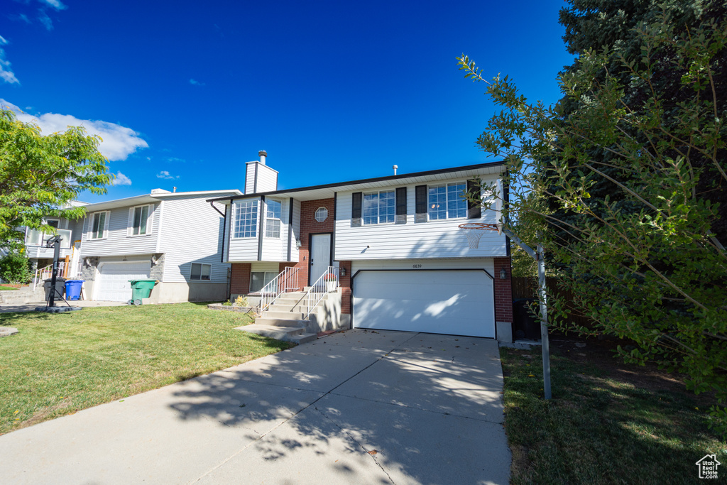 Photo 3 for MLS #2117517 at 6839 S Cyclamen Dr