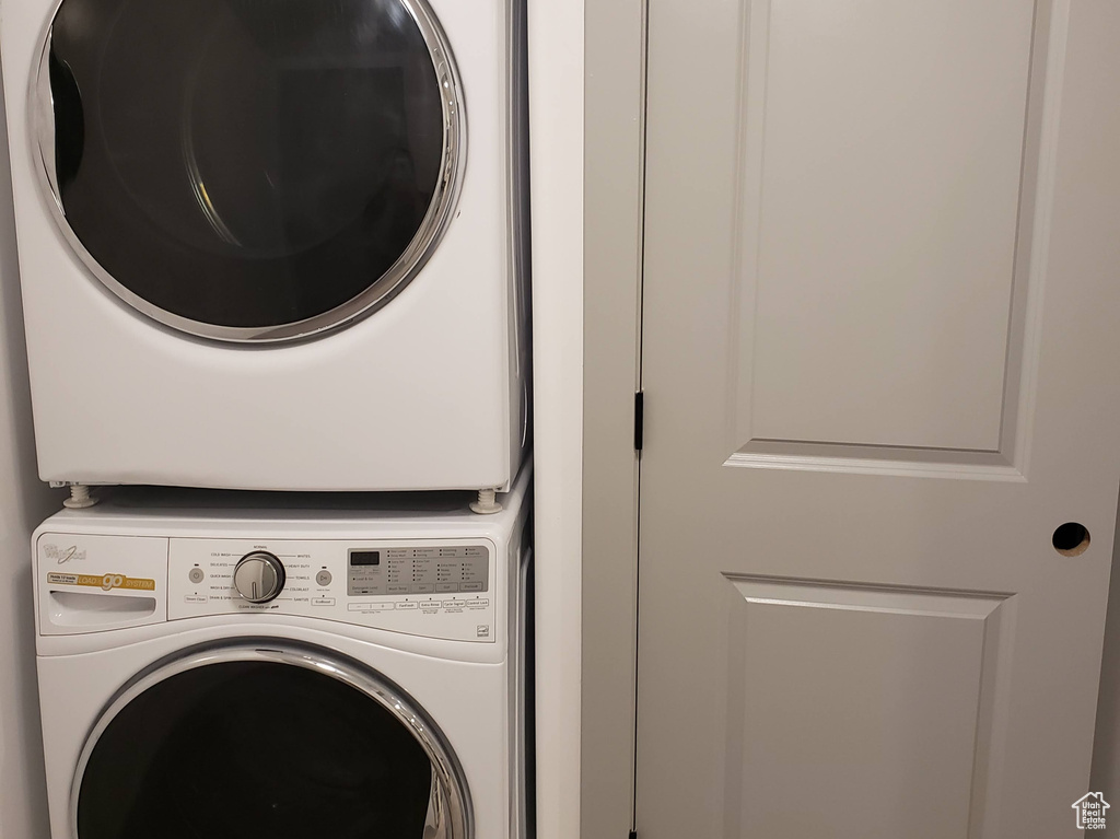 1237 S 50 E Salem, UT 84653