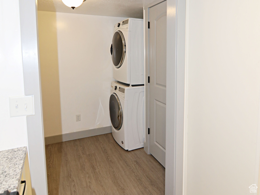 1237 S 50 E Salem, UT 84653