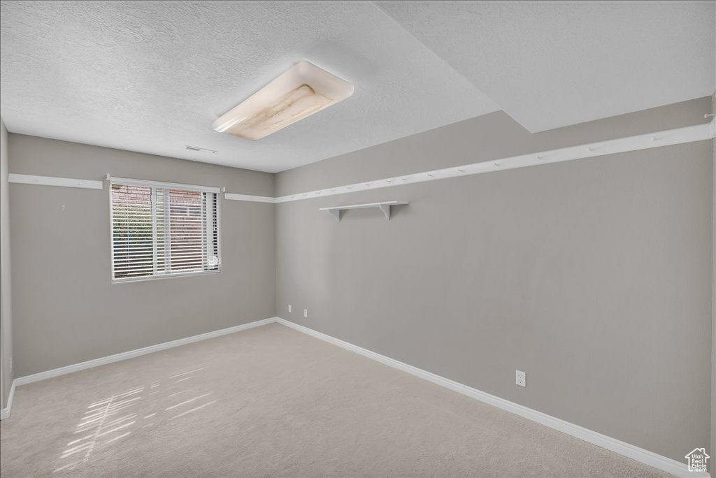 Photo 28 for MLS #2117527 at 639 W Uxbridge Cir