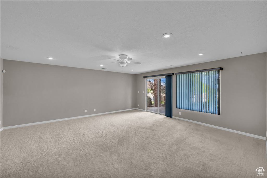 Photo 8 for MLS #2117527 at 639 W Uxbridge Cir
