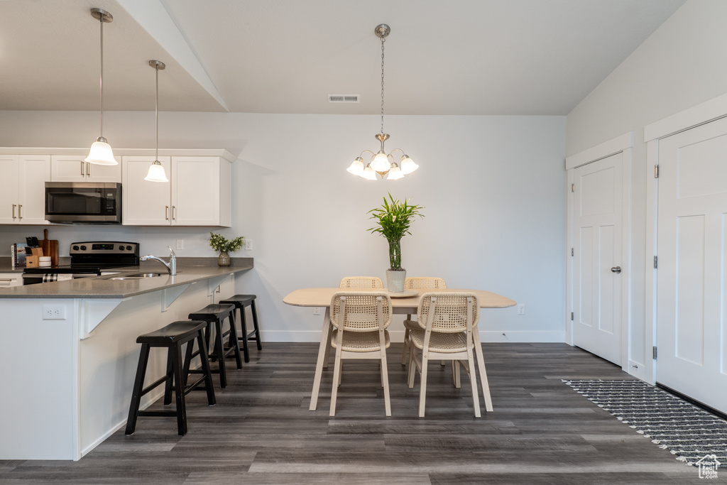 Photo 11 for MLS #2117529 at 13527 S Hanley Ln #M304