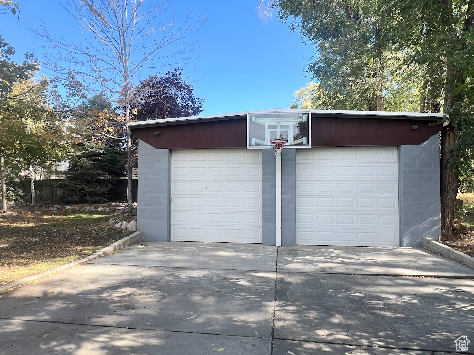 Photo 3 for MLS #2117535 at 7313 S 700 East
