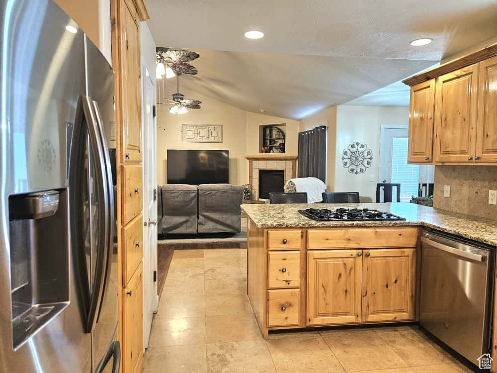Photo 18 for MLS #2117536 at 230 N Nelson Ave
