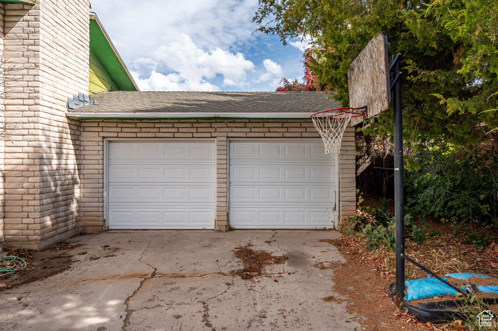 Photo 3 for MLS #2117544 at 995 S Cedar Knolls