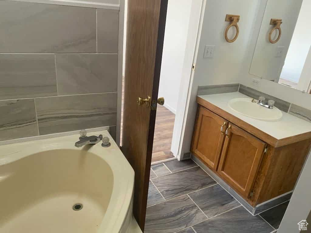 Photo 19 for MLS #2117549 at 19 E 300 North