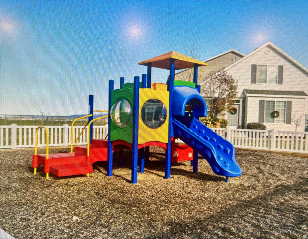 703 N 150 E Salem, UT 84653