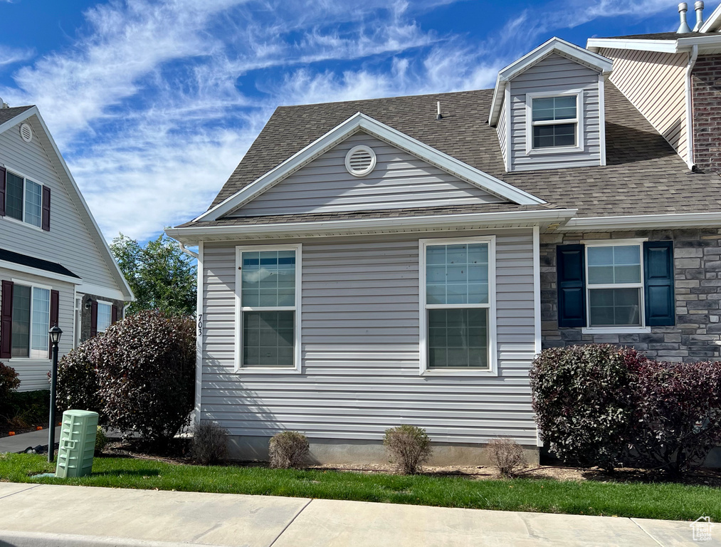 Photo 3 for MLS #2117552 at 703 N 150 East