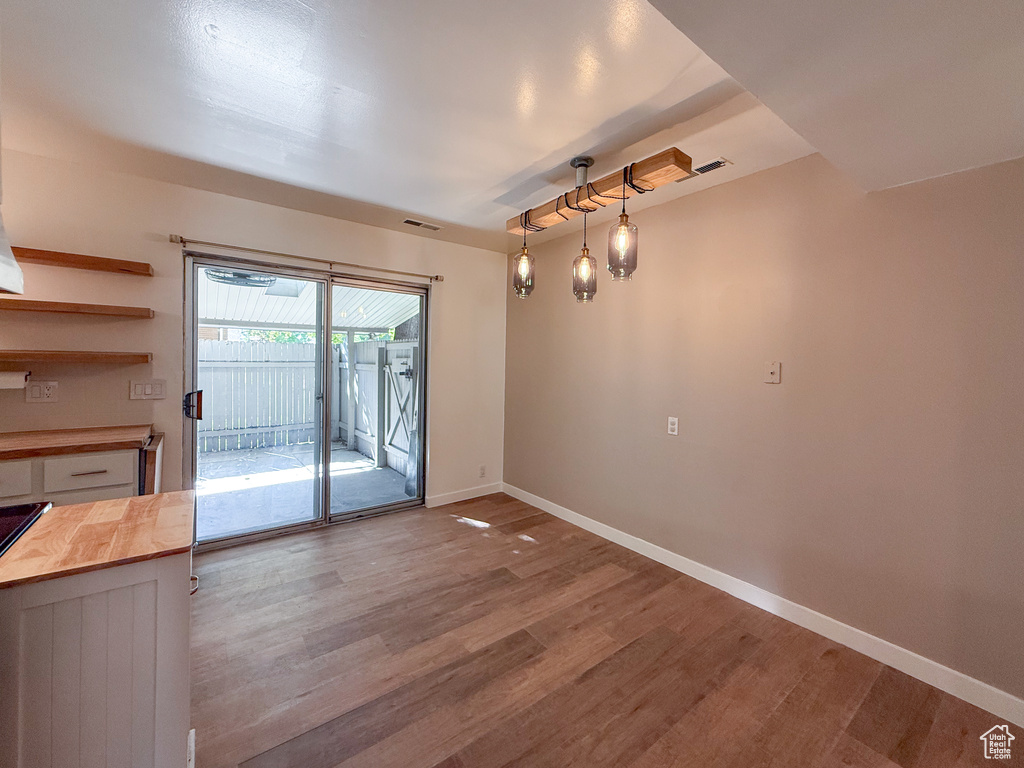 Photo 4 for MLS #2117554 at 6056 S 2075 East