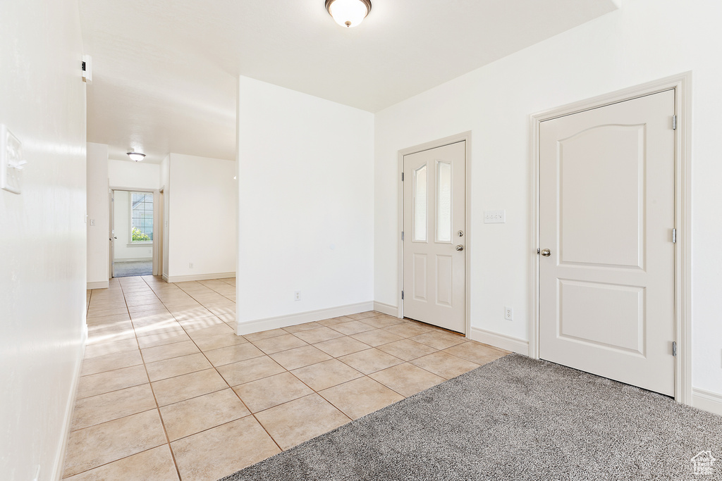 Photo 5 for MLS #2117559 at 3093 E Somerset Village Way