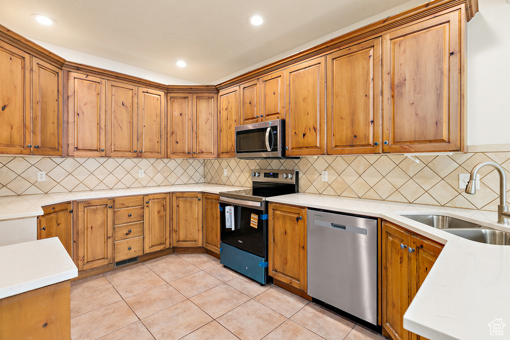 Photo 13 for MLS #2117559 at 3093 E Somerset Village Way