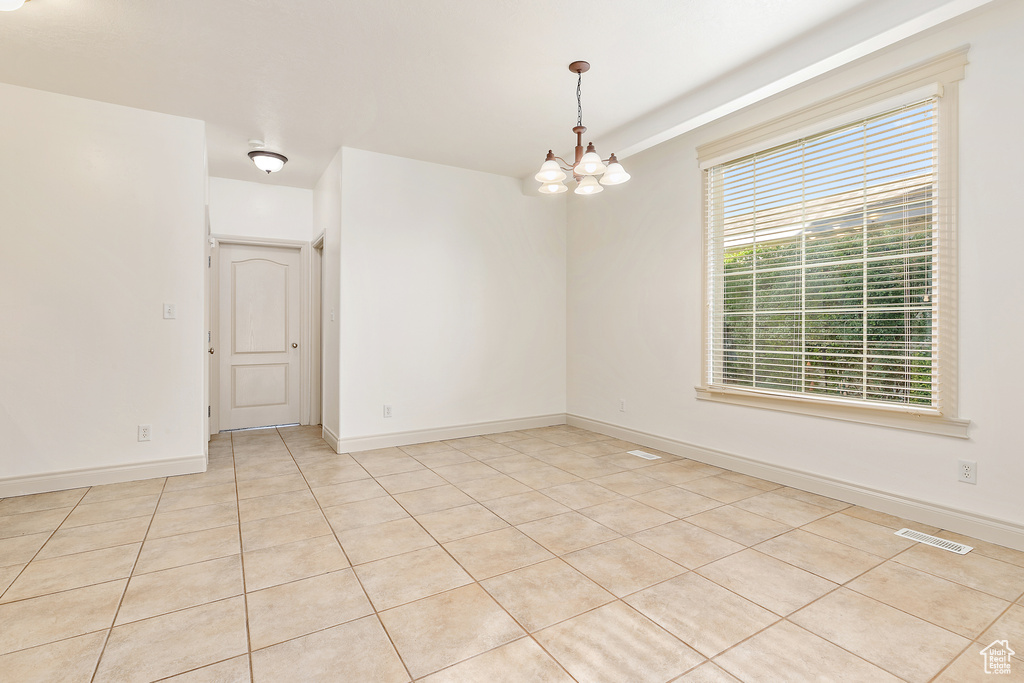 Photo 10 for MLS #2117559 at 3093 E Somerset Village Way