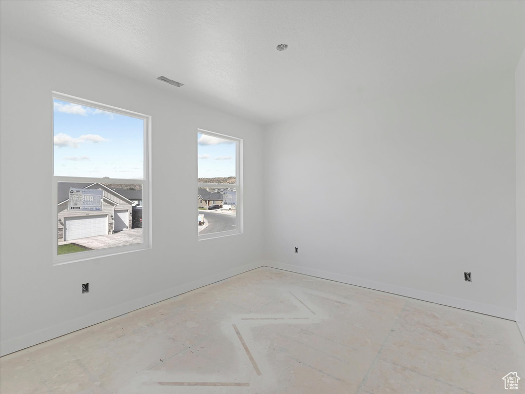 2372 E WOODBURY LN Eagle Mountain, UT 84005
