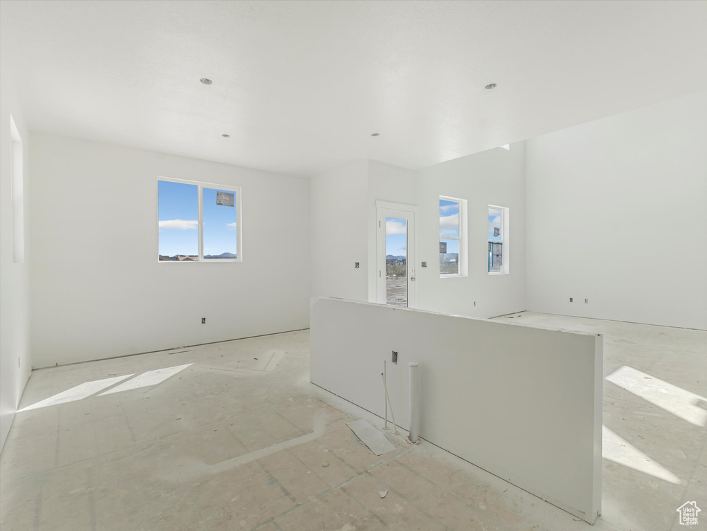 2372 E WOODBURY LN Eagle Mountain, UT 84005