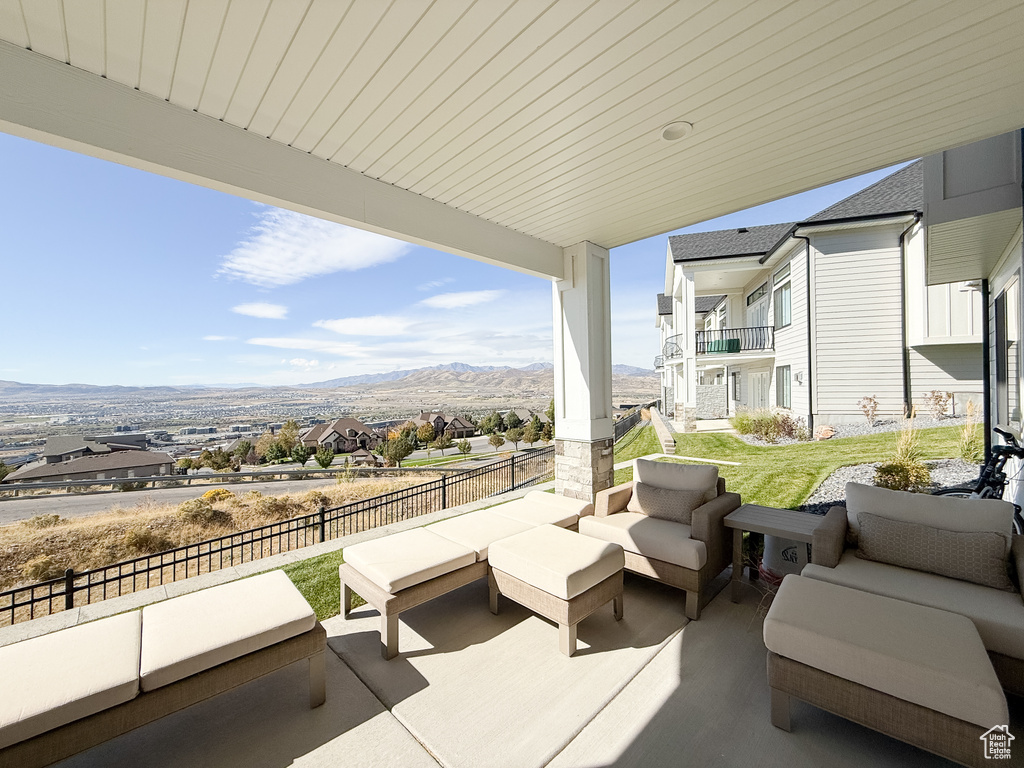 4307 N LA RINGHIERA DR #213 Lehi, UT 84048
