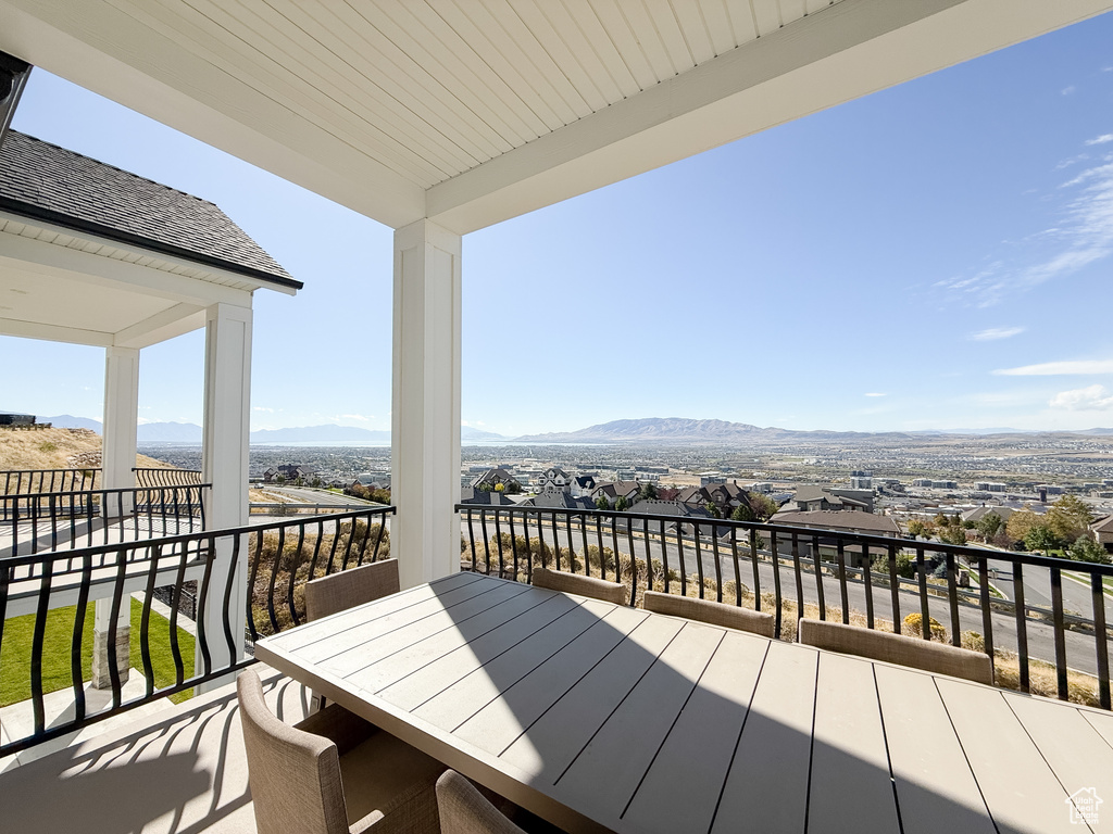 4307 N LA RINGHIERA DR #213 Lehi, UT 84048