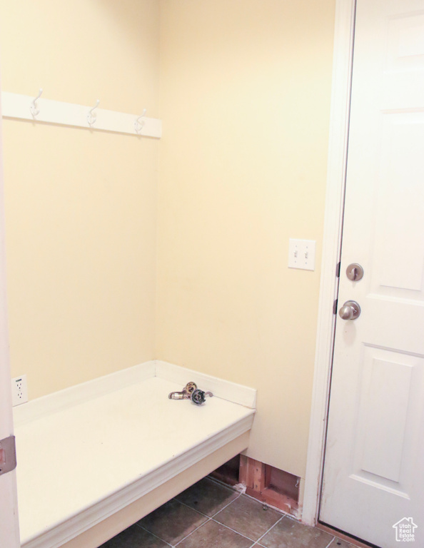 Photo 3 for MLS #2117577 at 5581 Brienne Way