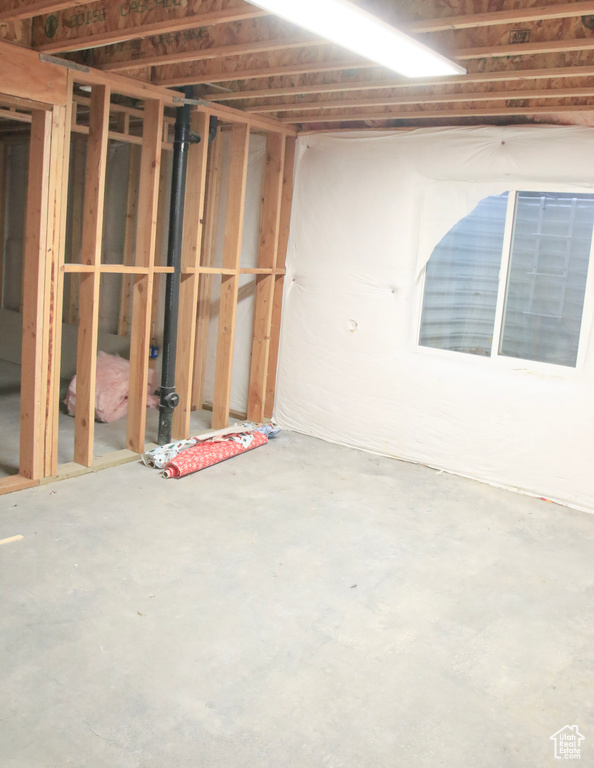 Photo 17 for MLS #2117577 at 5581 Brienne Way