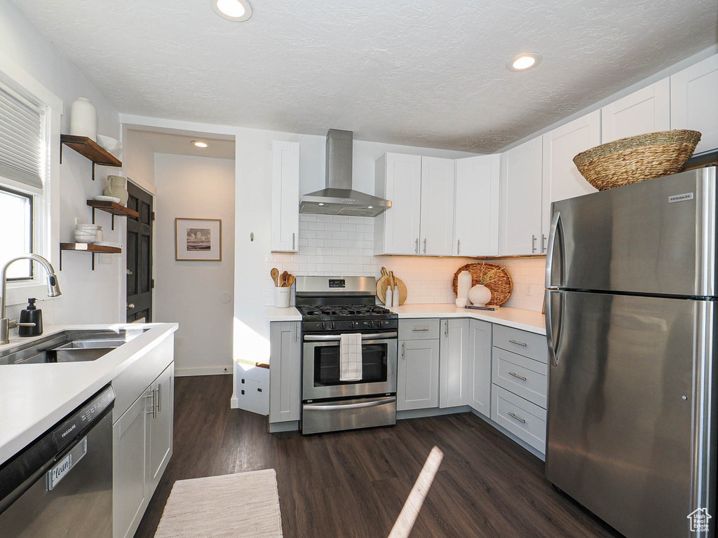 Photo 8 for MLS #2117578 at 1534 S 200 East