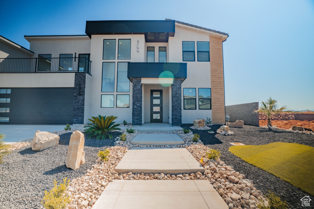 Photo 2 for MLS #2117583 at 4799 W 2020 South
