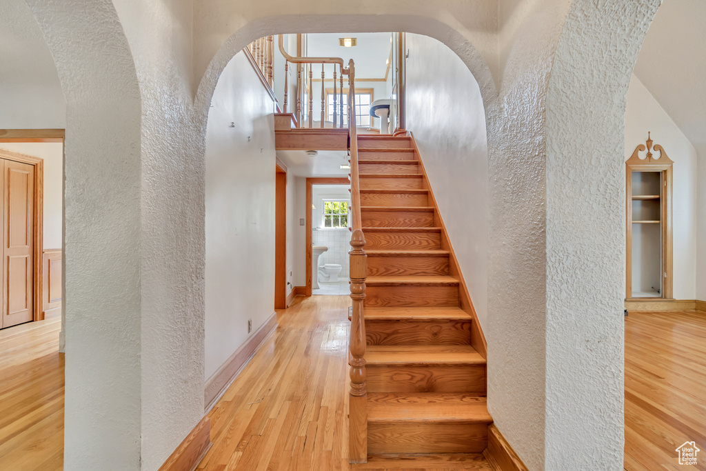Photo 4 for MLS #2117591 at 1458 E Princeton Ave