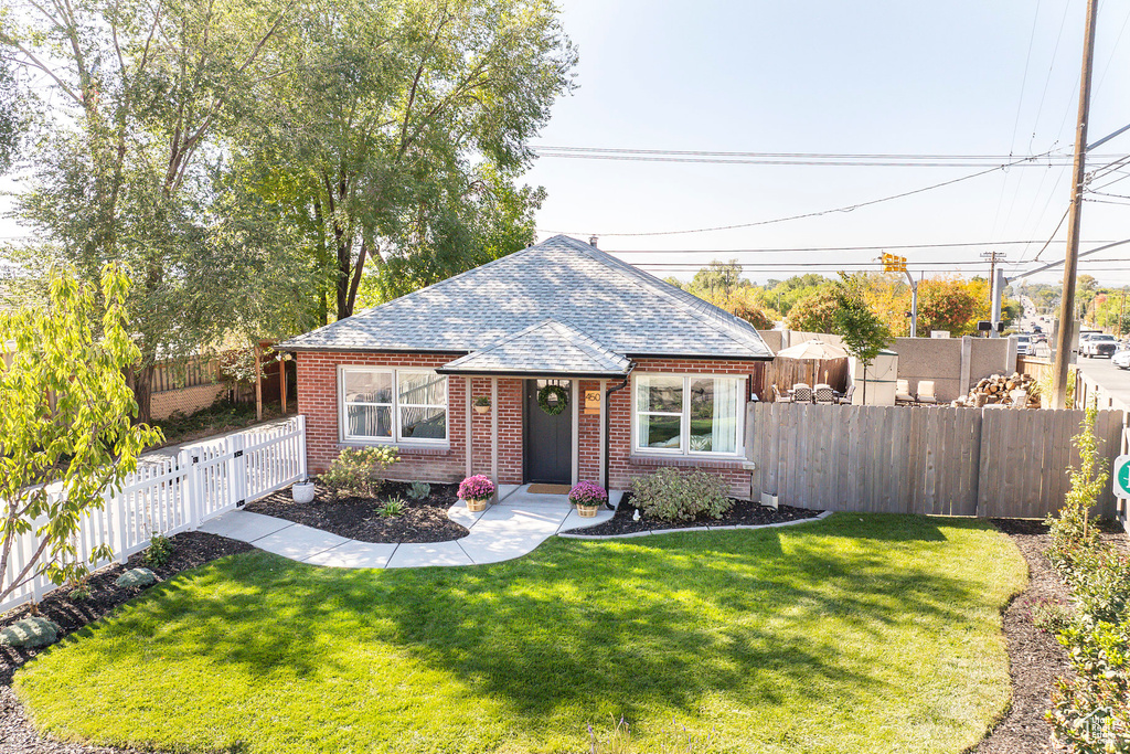 4504 S HOLLADAY CIR Salt Lake City, UT 84117